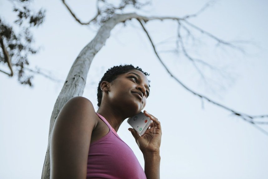 How I Fell For The Girl Who Could Disappear And Reappear at Will